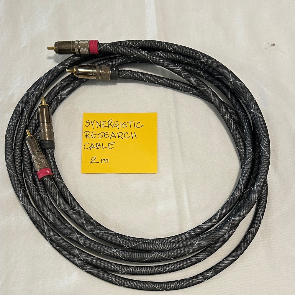 Synergistic Research 2m Audio Cable